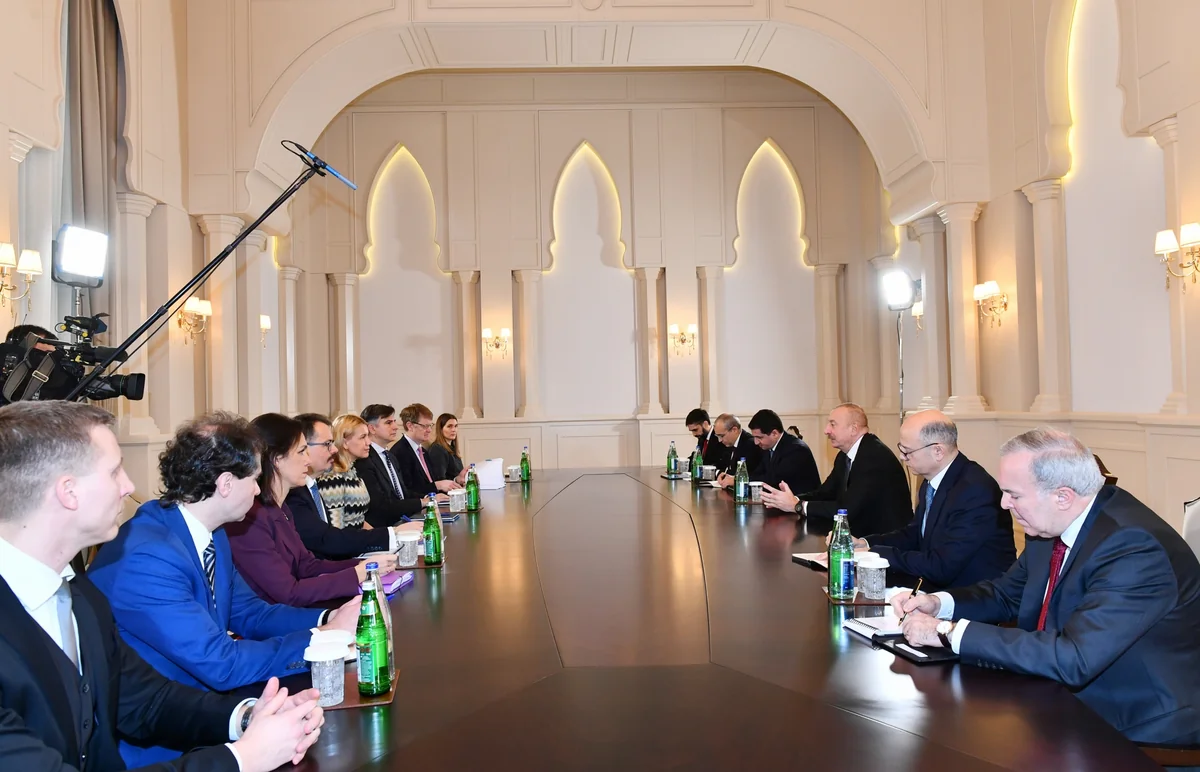 President Ilham Aliyev receives delegation led by EU Commissioner