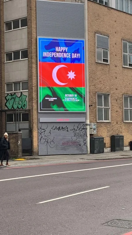 Londonda bilbordlarda Azərbaycanla bağlı məlumat yerləşdirilib