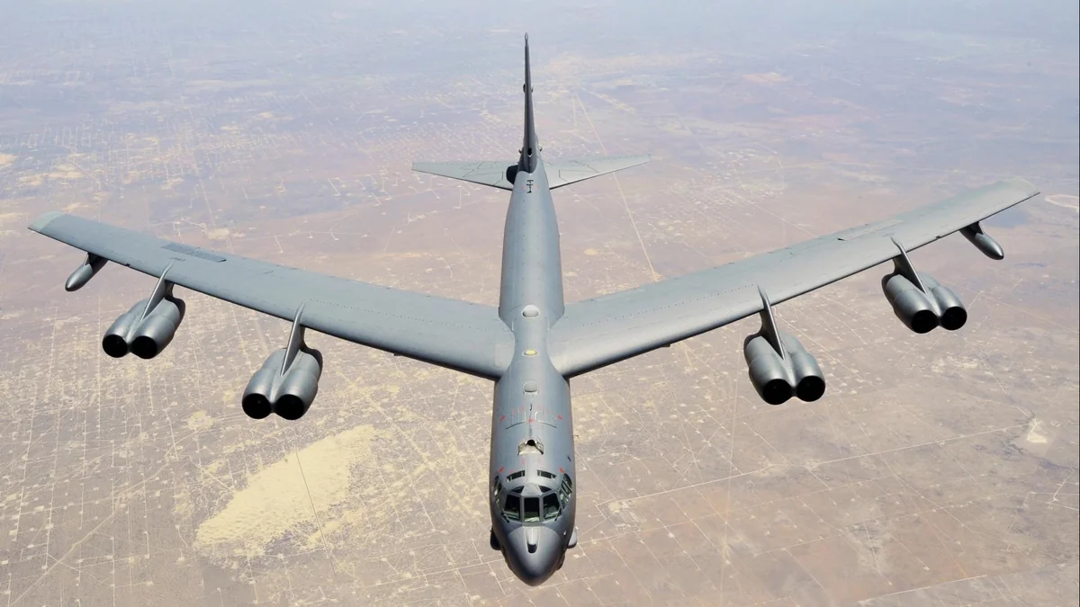 US sends two B-52 strategic bombers to UK