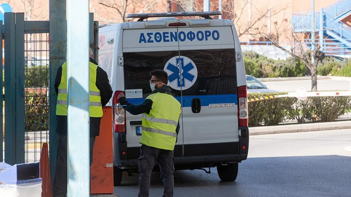 В Греции число заразившихся коронавирусом достигло 3 088