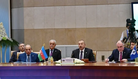 President Ilham Aliyev attended CIS Heads of State Council's session in limited format in Ashgabat