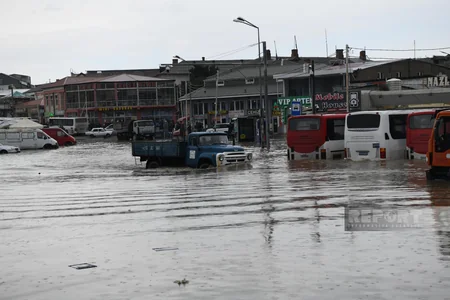 Bakıda yağıntının fəsadları: Drenaj sistemlər sovet dövründən qalıb, bəzilərinin istismar müddəti bitib - RƏSMİ - YENİLƏNİB