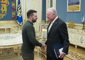 Kelloq Zelenski ilə ABŞ silahlarının tədarükünün sürətləndirilməsini müzakirə edib