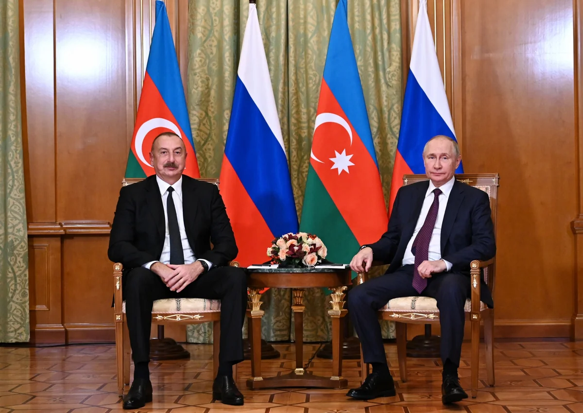 Vladimir Putin Azərbaycan liderini təbrik edib