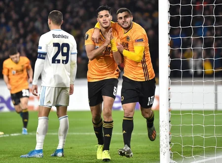 Sloveniyalı futbolçunun Avropa Liqası matçında beyni silkələnib - VİDEO