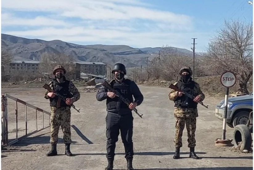 Tərtərdə postda avtomobili polisin üzərinə sürən şəxsin işi məhkəməyə göndərildi