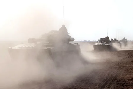 “Ən yaxşı özüyeriyən artilleriya divizionu” adı uğrunda yarışlar keçirilir