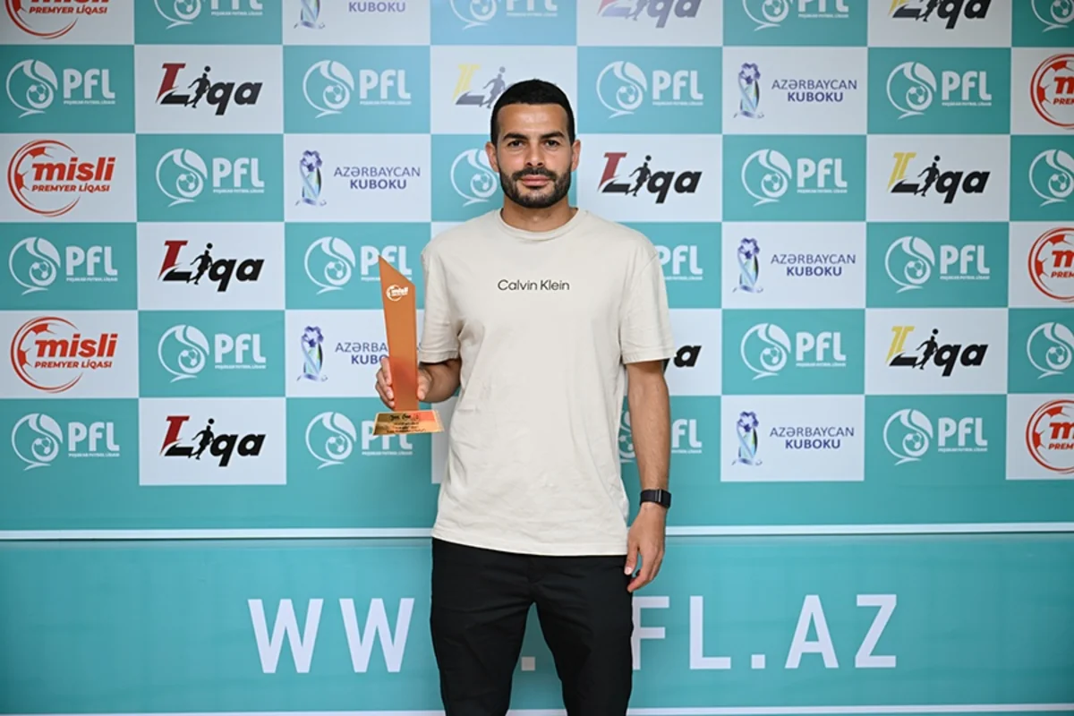 Emin Mahmudov mükafatlandırılıb