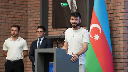 Fərid Qayıbov nazirliyin dəstəyi ilə beynəlxalq tədbirlərdə iştirak etmiş gənclərlə görüşüb