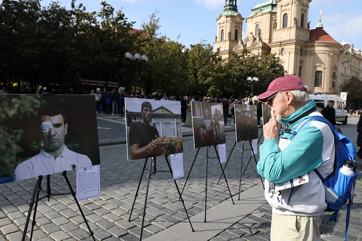Snapshots of Sorrow: Azerbaijan's mine victims remembered in Prague
