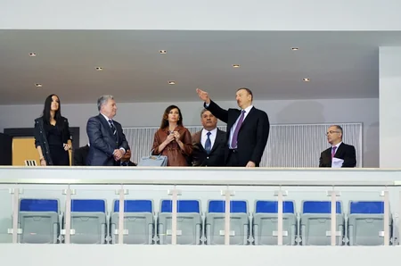 Prezident İlham Əliyev Heydər Əliyev adına İdman Sarayında əsaslı təmirdən sonra yaradılan şəraitlə tanış olub