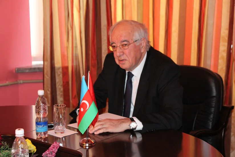 Səfir Hidayət Orucova Azərbaycan Respublikası Prezidentinin fəxri diplomu verilib