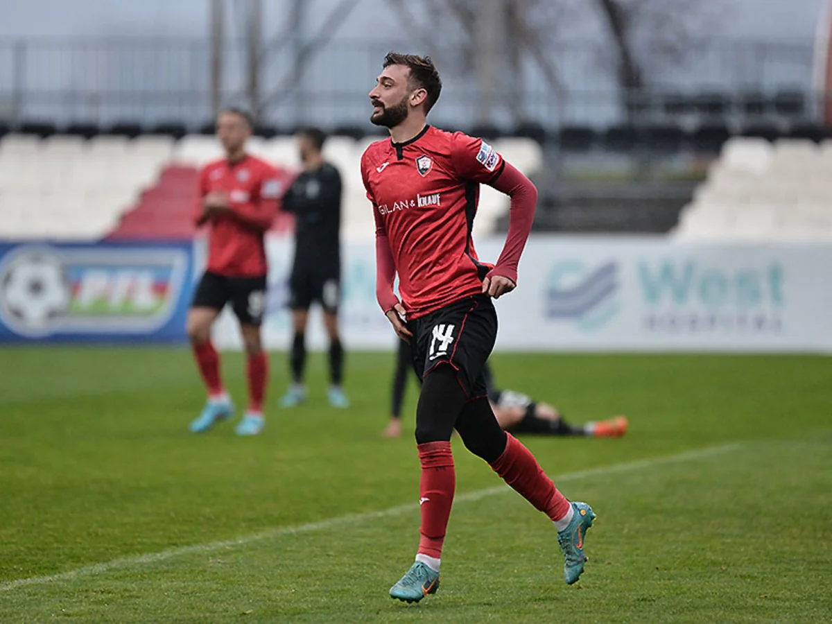 Ülvi İsgəndərov: “Komanda yoldaşlarım mənə “Semih Şentürk” deyirlər”