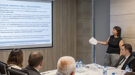 Azərbaycan energetika sektorunun inkişaf strategiyası üzrə beynəlxalq təcrübənin öyrənilməsində maraqlıdır