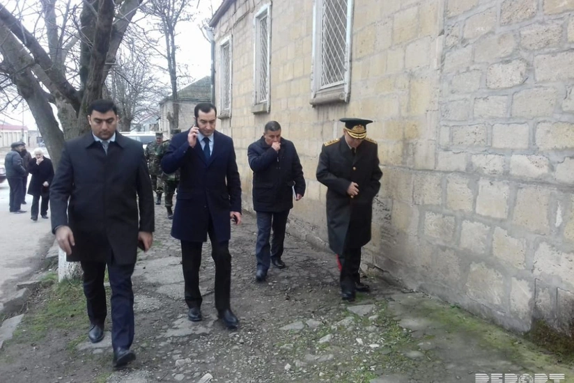 Nazir Şamaxıda dağıntıların olduğu ərazilərə baxış keçirib - FOTO