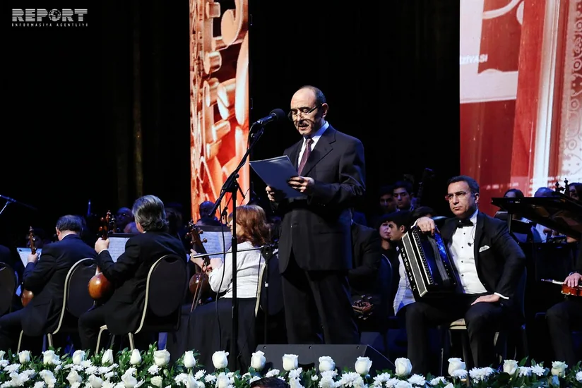 Əli Həsənov: Jurnalistlər üçün tikilən növbəti bina 2017-ci ilin əvvəlində təhvil veriləcək
