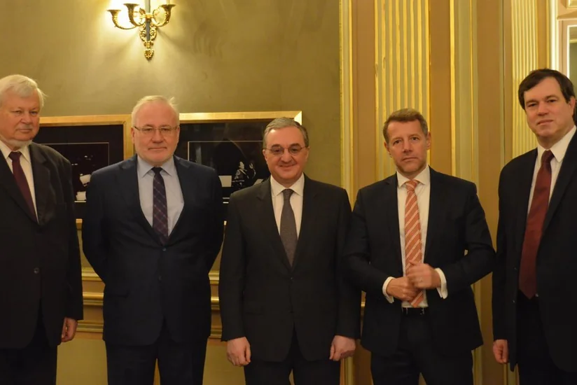 Ermənistan XİN rəhbəri ATƏT-in Minsk qrupunun həmsədrləri ilə görüşüb