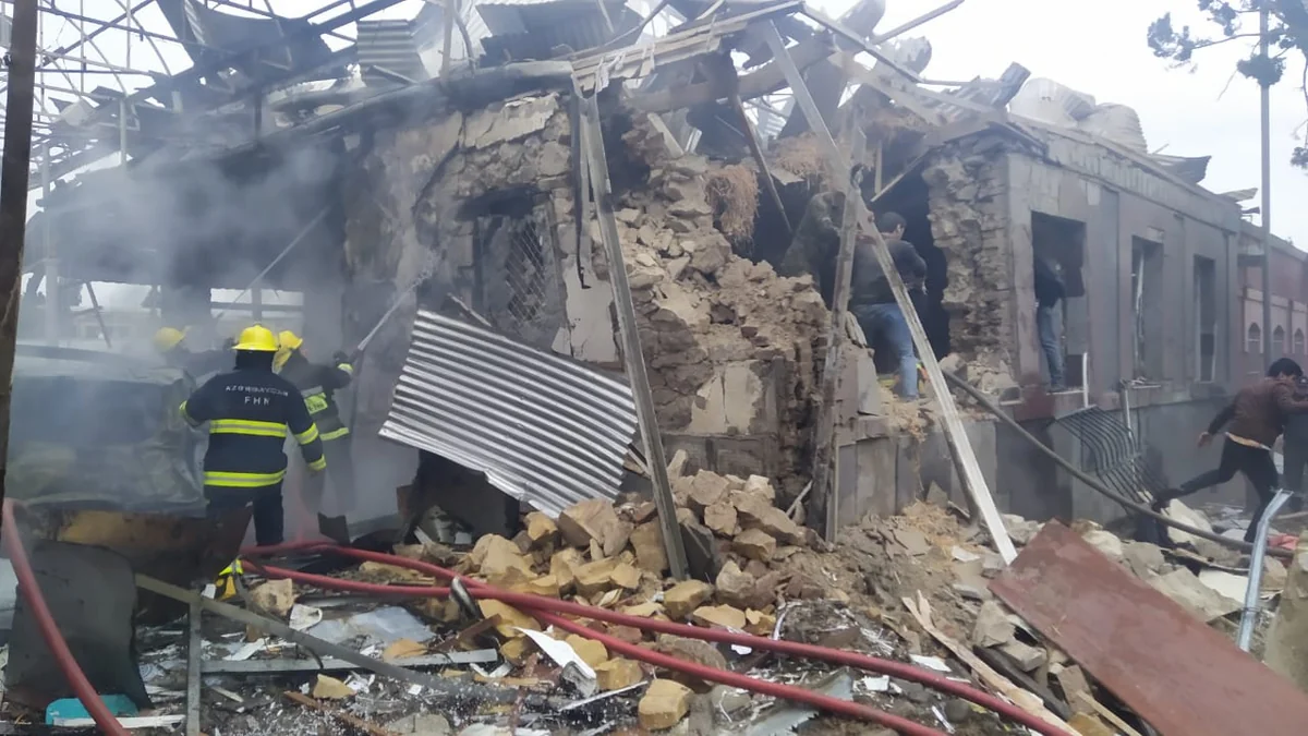 Ombudsman Aparatı: Gəncənin bombalanması hərbi cinayətdir