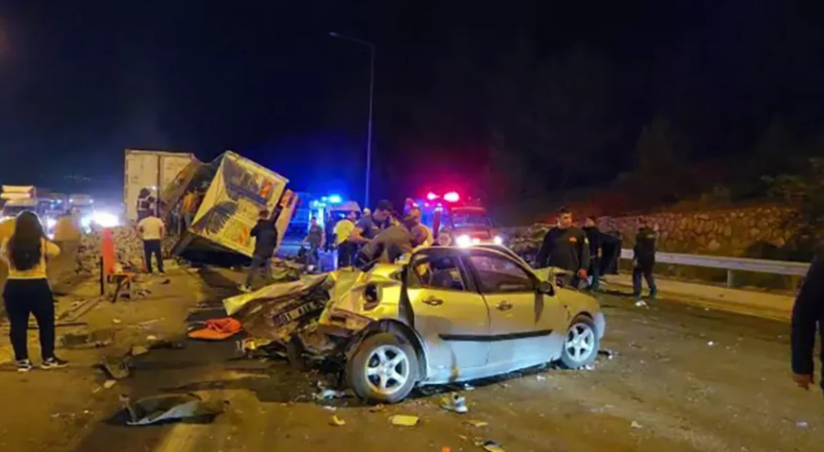 Цепная авария в Турции, погибли 7 человек, еще столько же получили ранения