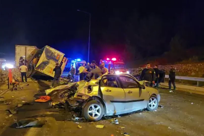 Цепная авария в Турции, погибли 7 человек, еще столько же получили ранения