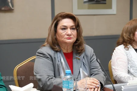 Mediasiya zamanı ailə mübahisələrinin həllində uşaq hüquqlarının müdafiəsi müzakirə olunub