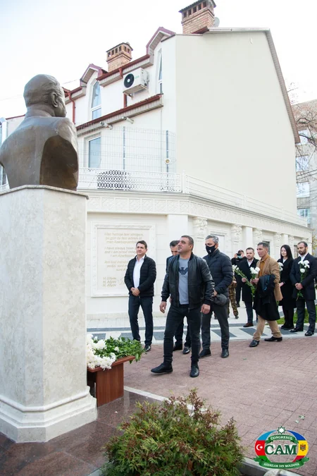Kişinyovda Zəfər Gününə həsr olunmuş yürüş və bayram tədbiri keçirilib