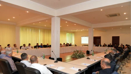 Yevlaxda sahibkarlar üçün təlim-seminar keçirilib