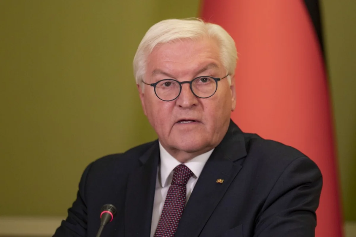Президент ФРГ рекомендовал правительству Шольца лучше объяснять свои решения