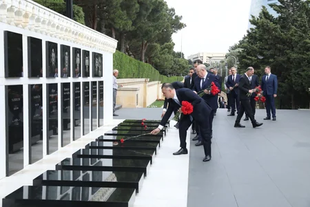 Səhiyyə naziri: Bu gün ölkədə tibb işçilərinə yüksək dəyər verilir