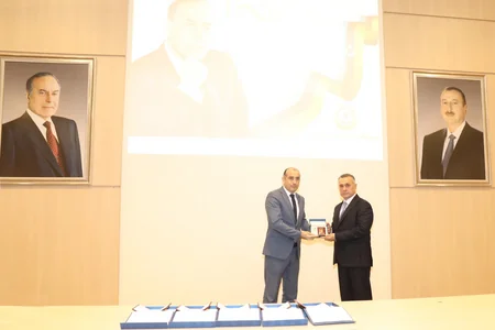 Səhiyyə naziri: Bu gün ölkədə tibb işçilərinə yüksək dəyər verilir