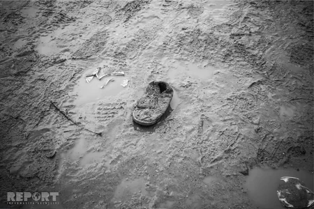 Лагерь для мигрантов в Европе: Мир сквозь колючую проволоку - ФОТОРЕПОРТАЖ