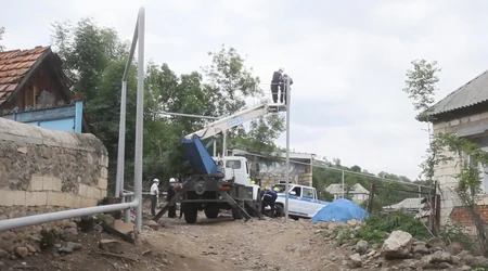 “Azərişıq” və “Azəriqaz” ucqar kəndlərdə birgə layihələrə başladı