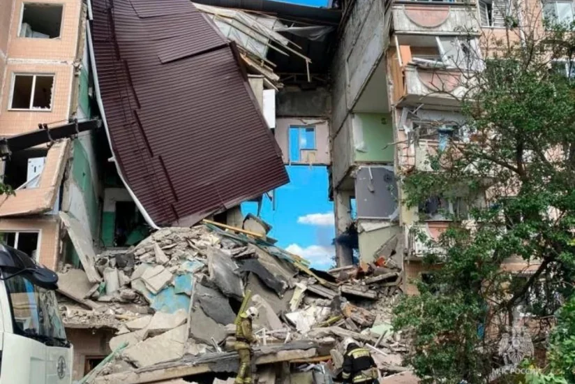 Rusiyada binanın qismən uçması nəticəsində ölənlərin sayı beş nəfərə çatıb