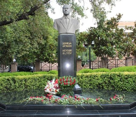 Azərbaycanın Gürcüstandakı səfirliyində Qarabağ qaziləri ilə görüş keçirilib
