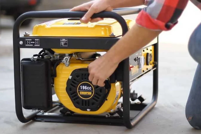Qubada elektrik generatorunun benzin çəni partlayıb, xəsarət alan var