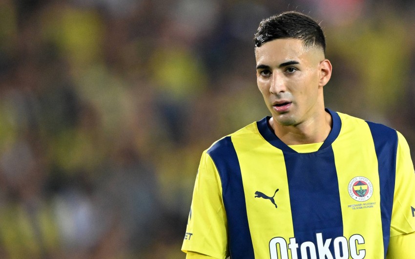 Fənərbağçanın futbolçusu çiynindən zədə alıb