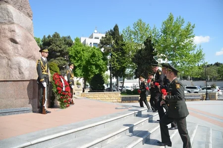 Defense Ministry officers honor memory of Great Patriotic War heroes