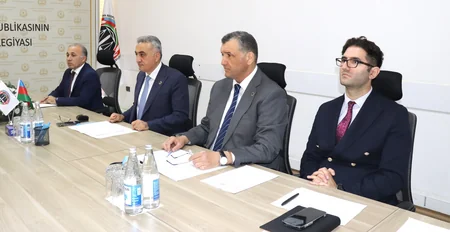 Vəkillər Kollegiyasının sədri vətəndaş qəbulu keçirib