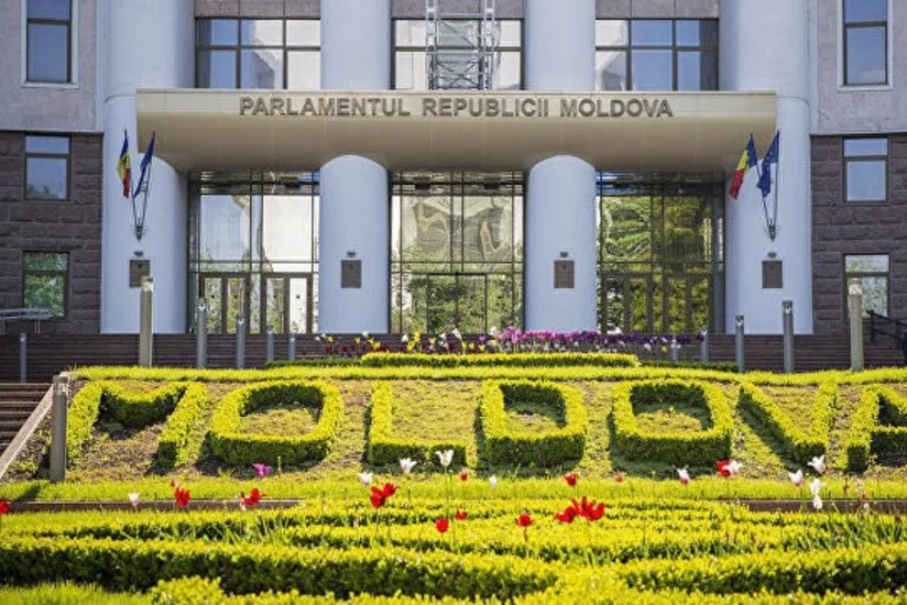 Moldovada parlament seçkiləri gələn ilin fevral ayında keçiriləcək