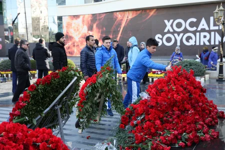 Azərbaycan ağır atletika yığmasının üzvləri Xocalı soyqırımı qurbanlarını yad edib