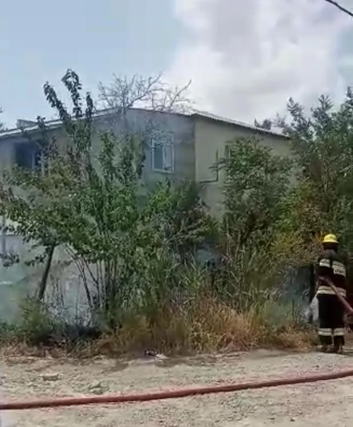 Abşeronda yanğının yaşayış binasına keçməsinin qarşısı alınıb