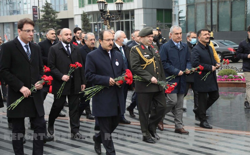 Cahit Bağçı: Qətliamın acısı hələ təzədir və sızıltısı ürəklərdədir