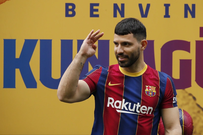 Barselonanın yeni transferi sıradan çıxıb