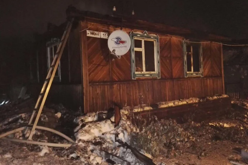 Три человека погибли на пожаре в томском селе