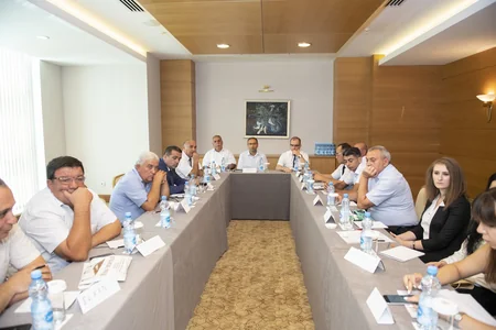 Kənd Təsərrüfatı Nazirliyi 200 əməkdaşına yeni subsidiya qaydaları ilə bağlı təlimlər keçməyə başlayıb