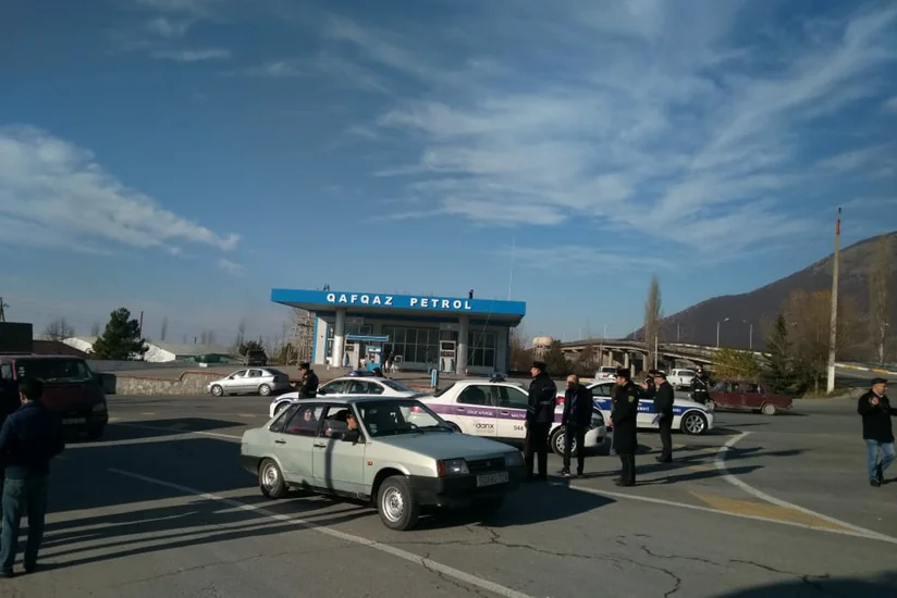 В Шеки проведен рейд, 25 водителей оштрафованы - ФОТО - ВИДЕО - ОБНОВЛЕНО