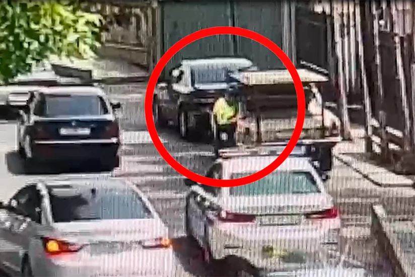 Bərdədə məhkəmə sürücüsü polisin əlindəki bort kompüteri alaraq qaçmağa cəhd göstərib