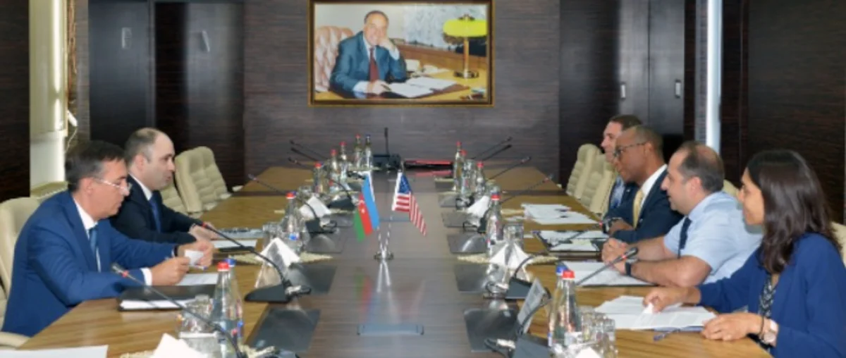 Vergilər Nazirliyində ABŞ səfirliyinin nümayəndələri ilə görüş keçirilib