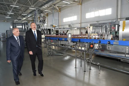 Prezident İlham Əliyev Gədəbəy limonad zavodunun açılışında iştirak edib - FOTO