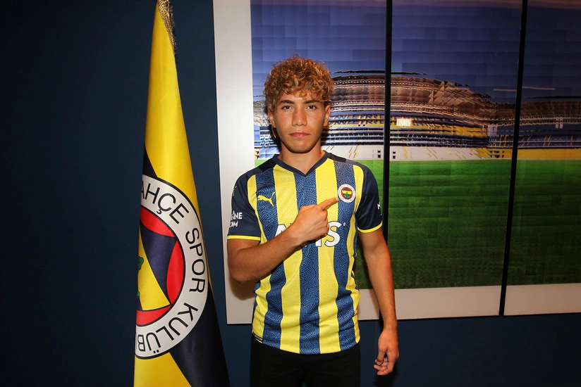 Fənərbağça növbəti transferini gerçəkləşdirib